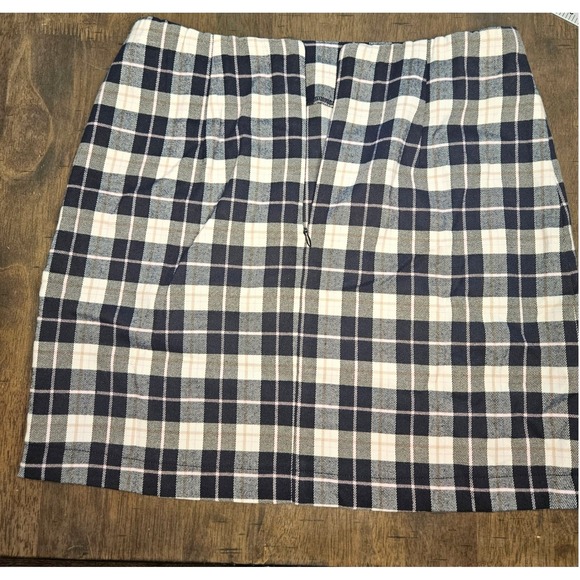 Preppy Schoolgirl Y2K Plaid Mini Skirt Black Pink Clueless size 7 Juniors NWOT - Picture 3 of 7